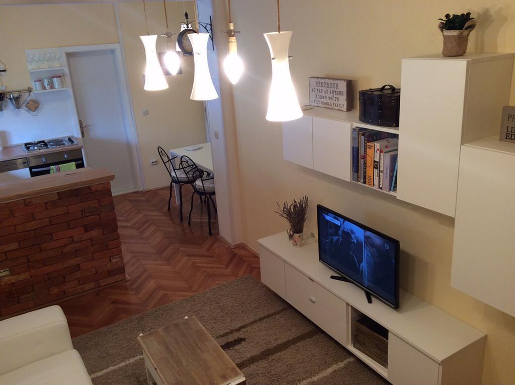 Apartment Satus Podstrana Esterno foto